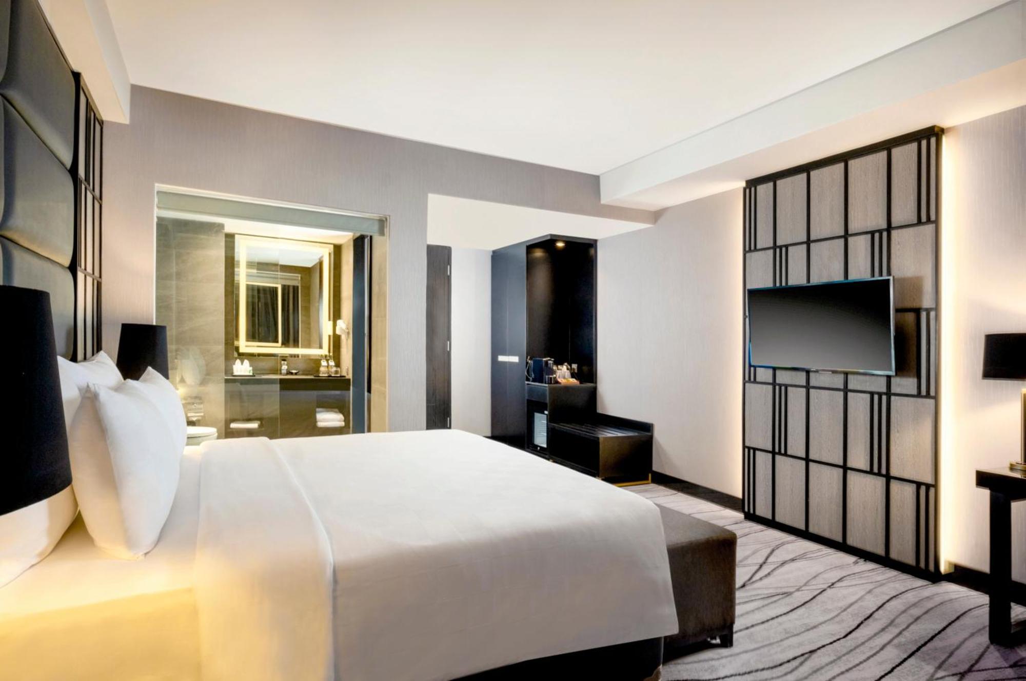 Grand Swiss-Belhotel Darmo 泗水 外观 照片